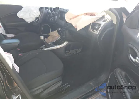 2019 Jeep Compass Sport Fwd из США, поврежденный, VIN 3C4NJCAB2KT615336